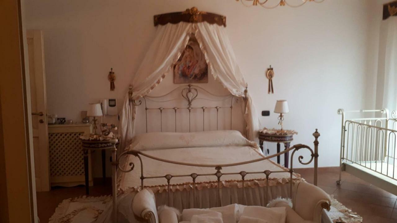 Villa Dei Sogni Sant'Arpino Exterior foto